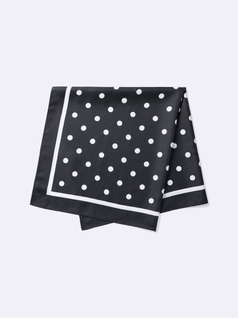 ドットスカーフ