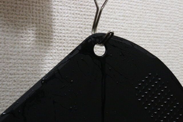 ダイソー 水切りできるD型まな板 使用例 フック穴