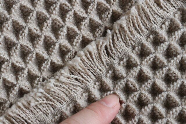 スタンダードプロダクツの裏面に滑り止めがあるワッフル織りバスマット（35cm×55cm、BE）