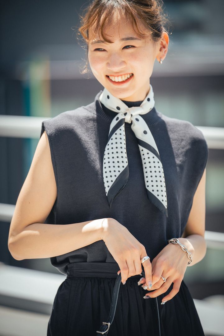 お洒落上級者の“スカーフ”スタイル5選。レディなエッセンスをひとさじ【FUDGE FRIEND おしゃれさんの毎日コーディネート】