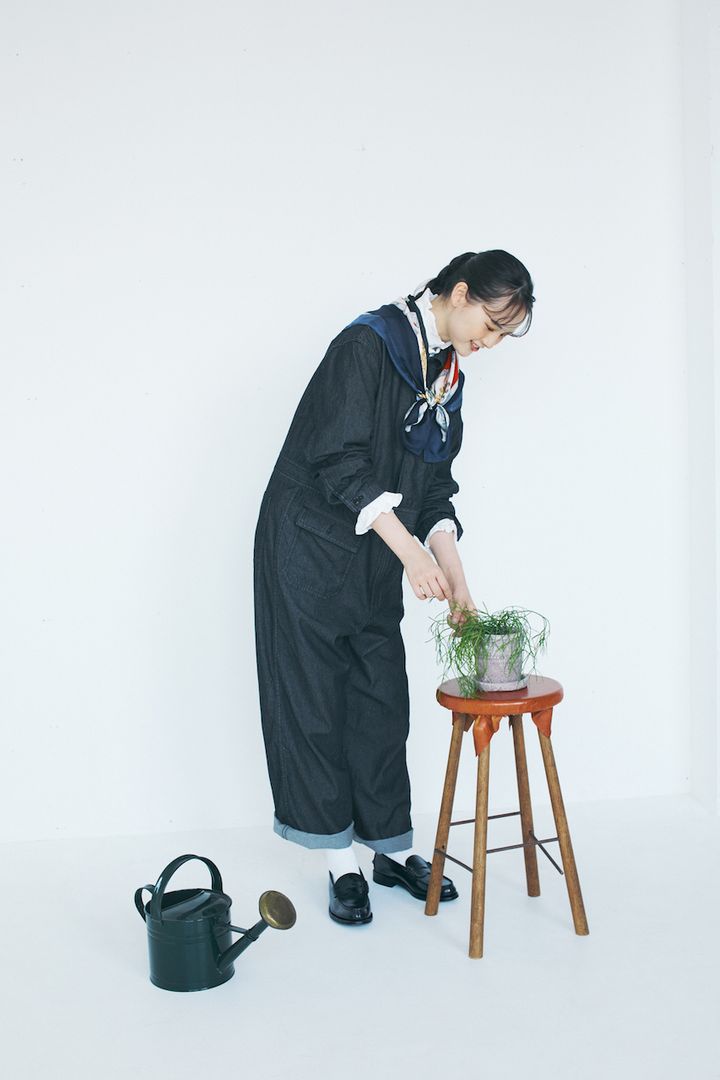 お洒落上級者の“スカーフ”スタイル5選。レディなエッセンスをひとさじ【FUDGE FRIEND おしゃれさんの毎日コーディネート】