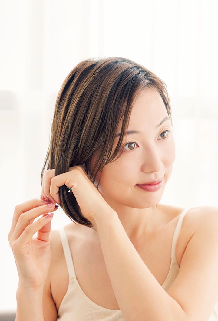夜、髪を乾かす前にヘアオイルを！翌朝のスタイリングが時短に