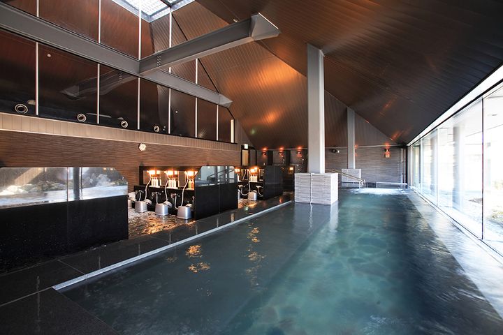 「スリーコインズが本気出した」車移動が超快適になる！車載用ファンが暑さ対策に大活躍！