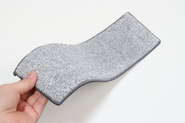 ダイソーのお買い得な簡単水絞り3段モップ（リフィル）