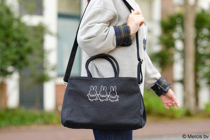 ショルダーバッグ