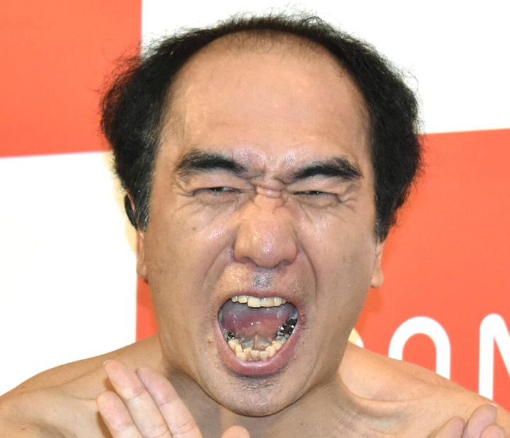 アサヒビールは26日、新商品のテスト販売サイト「アサヒ空想開発局」からコラボ企画第1弾商品として、ビール好きで知られるタレントの江頭2:50さん（60）と共同開発したビール「アサヒEGA BEER（アサヒ エガビアー）」を同日10時から発売したと発表しました。販売は購入サイト限定で、商品は注文から1～2週間後に配送されるそうです。