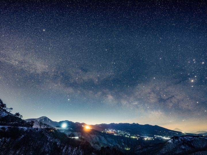 大東建託は、長野県に住む20歳以上の男女を対象に居住満足度調査を行い、「いい部屋ネット 住み続けたい街ランキング2025＜長野県版＞」として発表しました。長野県民が選ぶ「住み続けたい自治体」ランキングの2位は「諏訪郡原村」、1位は？