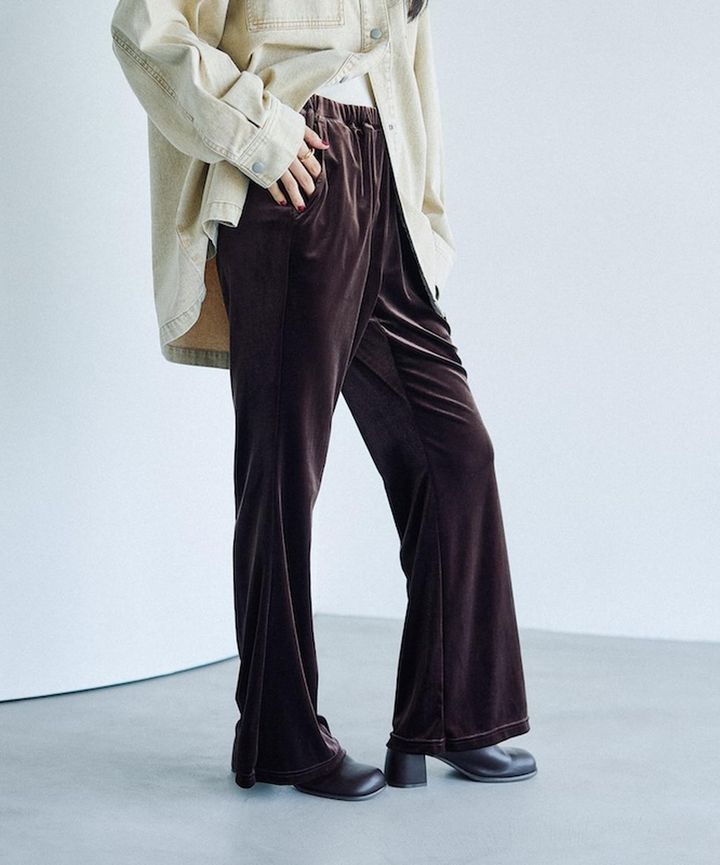 画像: イージーベロアパンツ（ブラウン）¥4,990（レプシィム） 出典：レプシィム