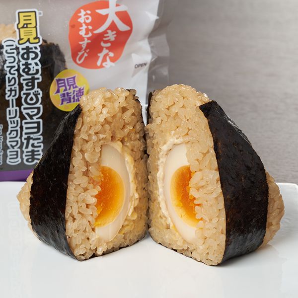 大きなおむすび 月見おむすびマヨたま