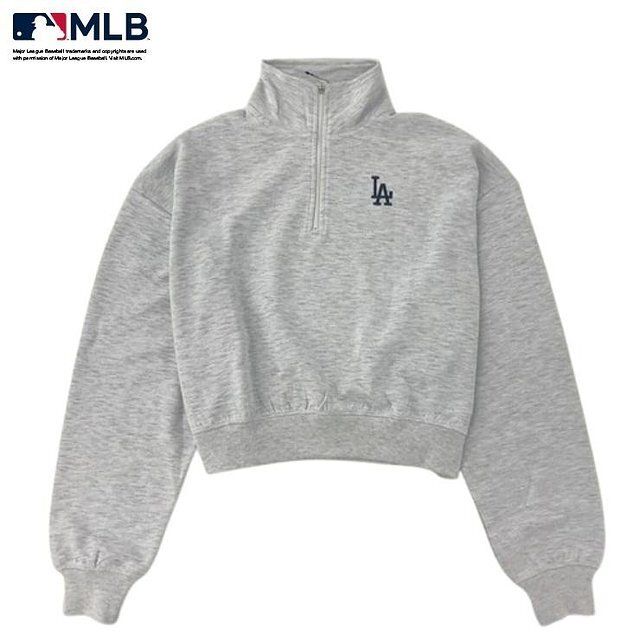しまむらMLBコラボのハーフジップトレーナー