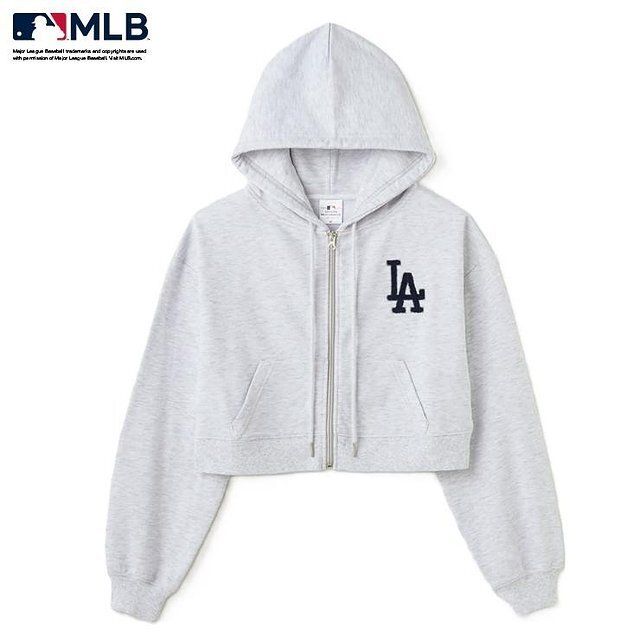 しまむらMLBコラボのジップパーカ