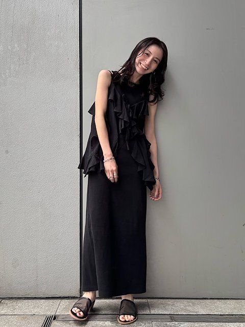 黒ワンピースコーデ1