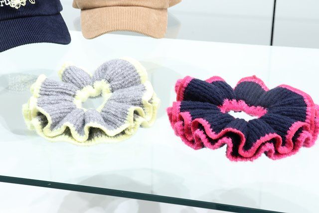 GUのニットシュシュ by rokh +X1