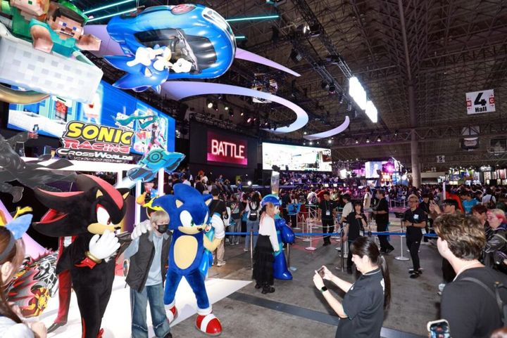 コスプレイヤーでモデルの「ウィル」さんは25日、自身Xを更新。