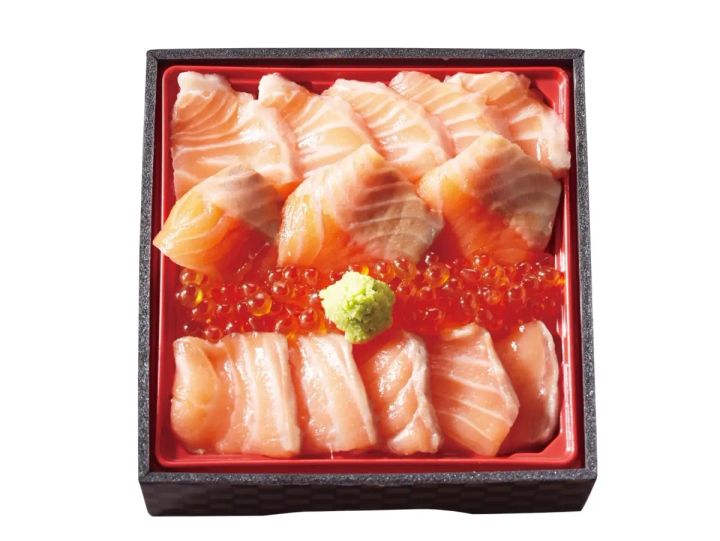 蝦夷サーモン・セレブサーモン2種食べ比べいくら弁当 （1折）2,582円 ※高島屋限定、実演販売