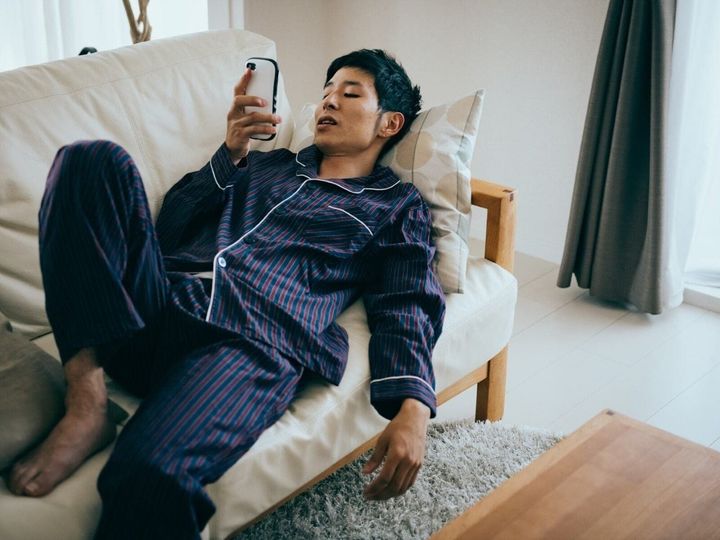 「なんでこんな人と結婚しちゃったのかな」とため息をついても何も解決はしません。ダメ夫にするのもいい夫にするのも、あなたのさじ加減1つ。夫を手玉に取るための秘策をこっそり教えます。※サムネイル画像：PIXTA