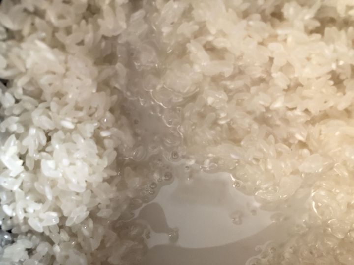 試しにお米3合を研いでみます