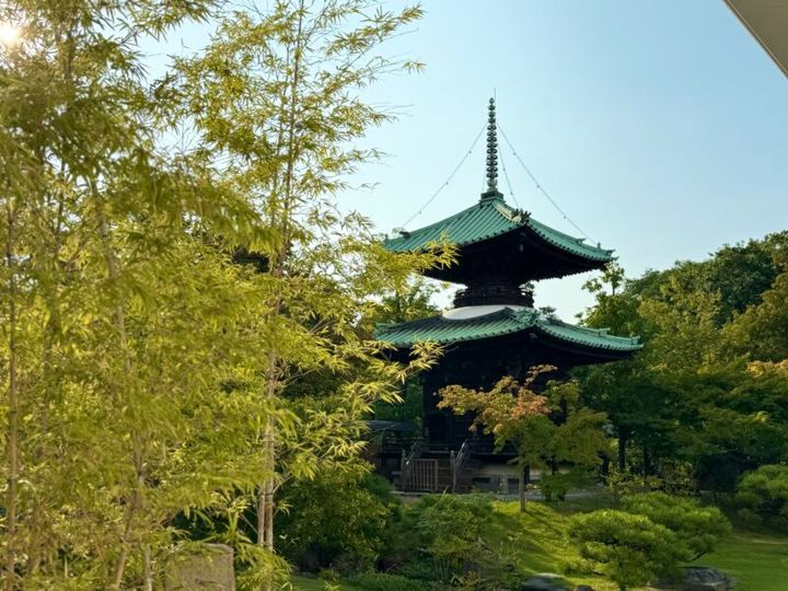 藤田美術館 庭の多宝塔