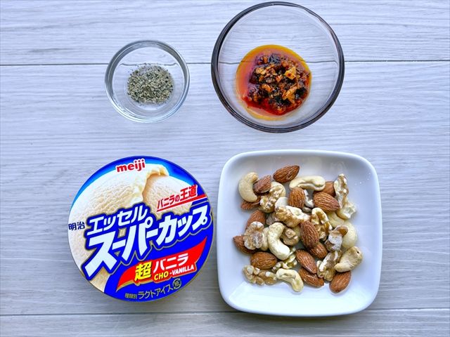 坦々風バニラアイス 材料
