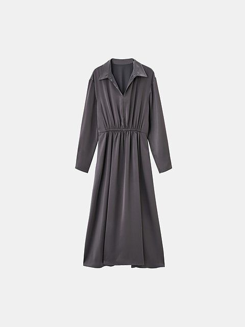 PLSTのピーチサテンギャザーワンピース