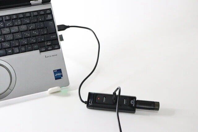 ダイソー USBハブ2.0（4ポート）