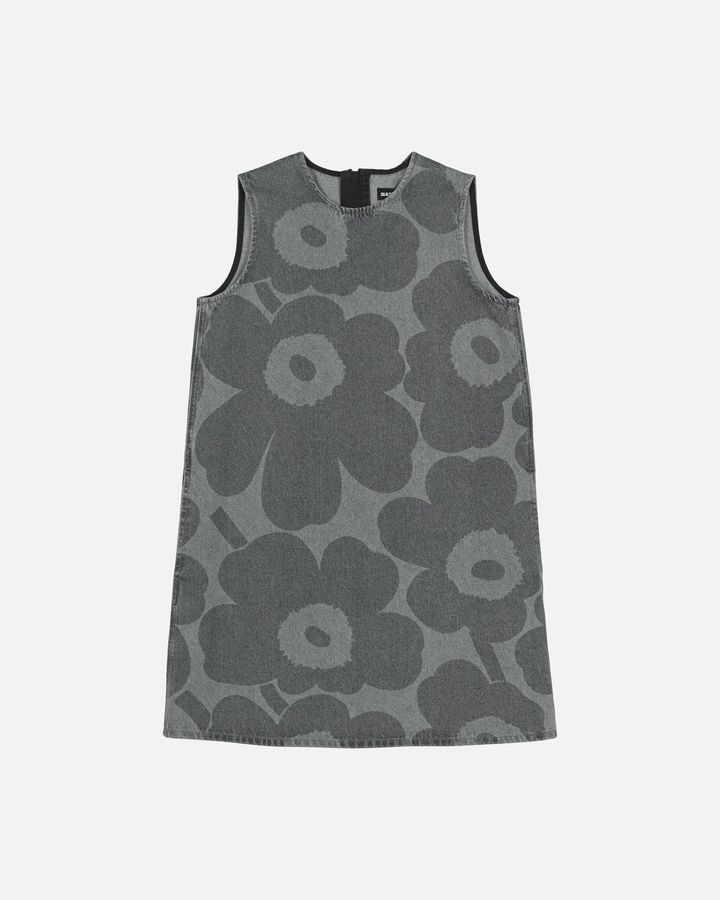 画像: Maridenim Somasti Unikko ワンピース ブラック ￥59,400／マリメッコ（ルック ブティック事業部） 出典：www.marimekko.jp