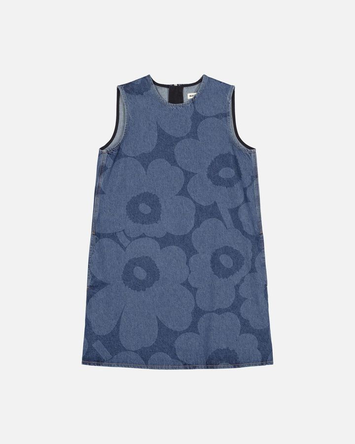 画像: Maridenim Somasti Unikko ワンピース ブルー ￥59,400／マリメッコ（ルック ブティック事業部） 出典：www.marimekko.jp