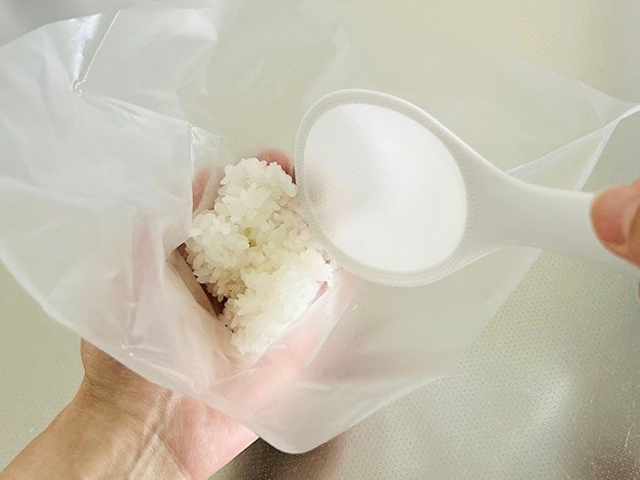 セリアで1000円使う人が「絶対買って欲しい〈お弁当グッズ〉」3つ！この発想は…素晴らしい♪