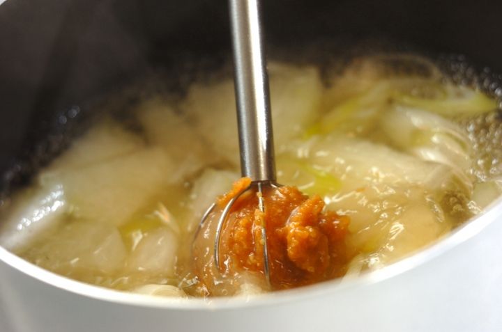 冬瓜とネギのみそ汁の作り方2
