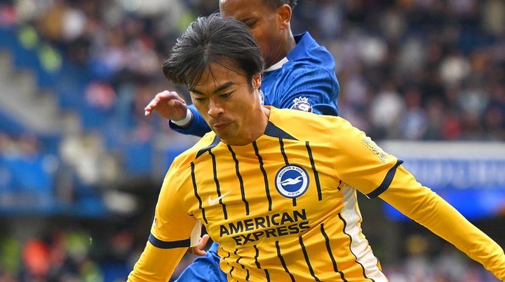 三笘薫、強豪相手に不発もDF退場を誘発するきっかけに「大きなターニングポイントとなる重要な役割を担った」