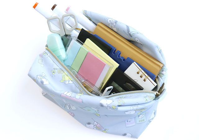 宝島社ムック付録SNOOPY ふわふわBIGポーチ ＆ すやすや前髪クリップ2個セット BOOK6