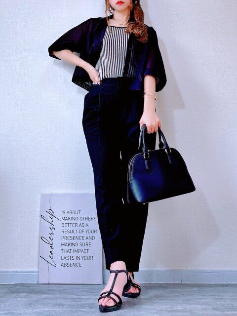 ブラックで揃える大人っぽコーデ【パンツver.】