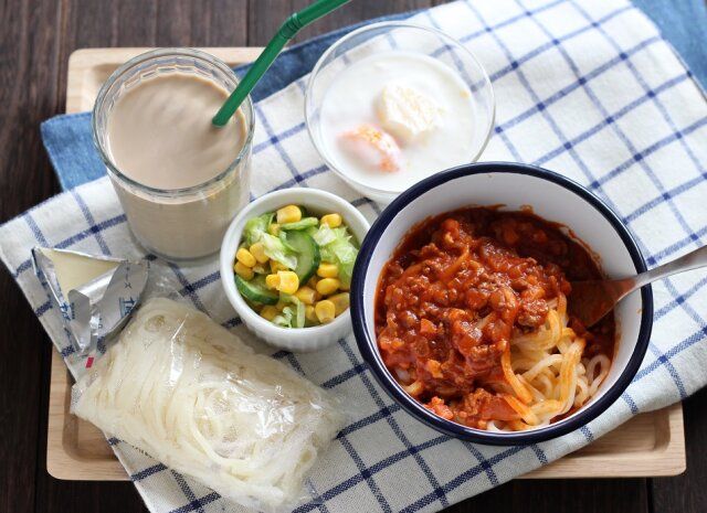 ソフト麺ミートソース風