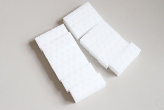 ダイソーのお買い得な高密度メラミンスポンジ（スティックタイプ、12個）