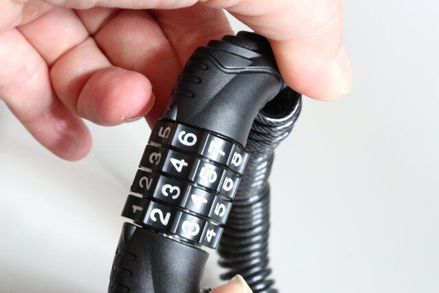 ダイヤルワイヤーロック 使用例