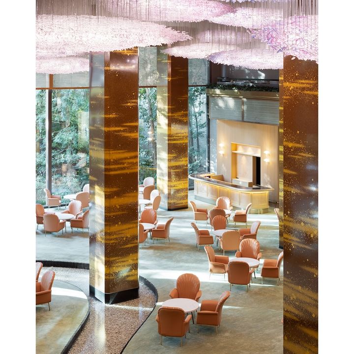 メインラウンジ