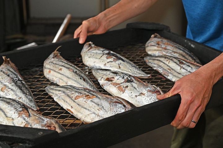 製造途中のなまり節