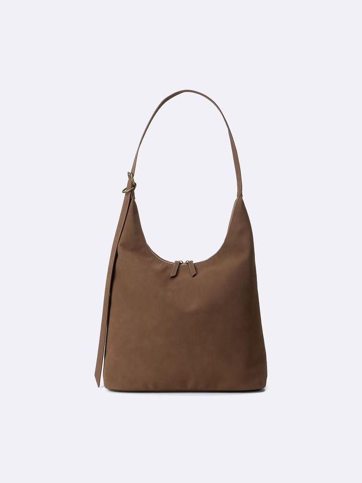 画像2: 出典：GU