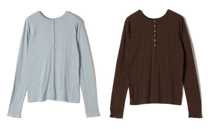 画像: 「シアー ヘンリー ネック ロング スリーブ TEE」各￥6,490【ロバート・ピー・ミラー ✕ シップス】 出典：シップス