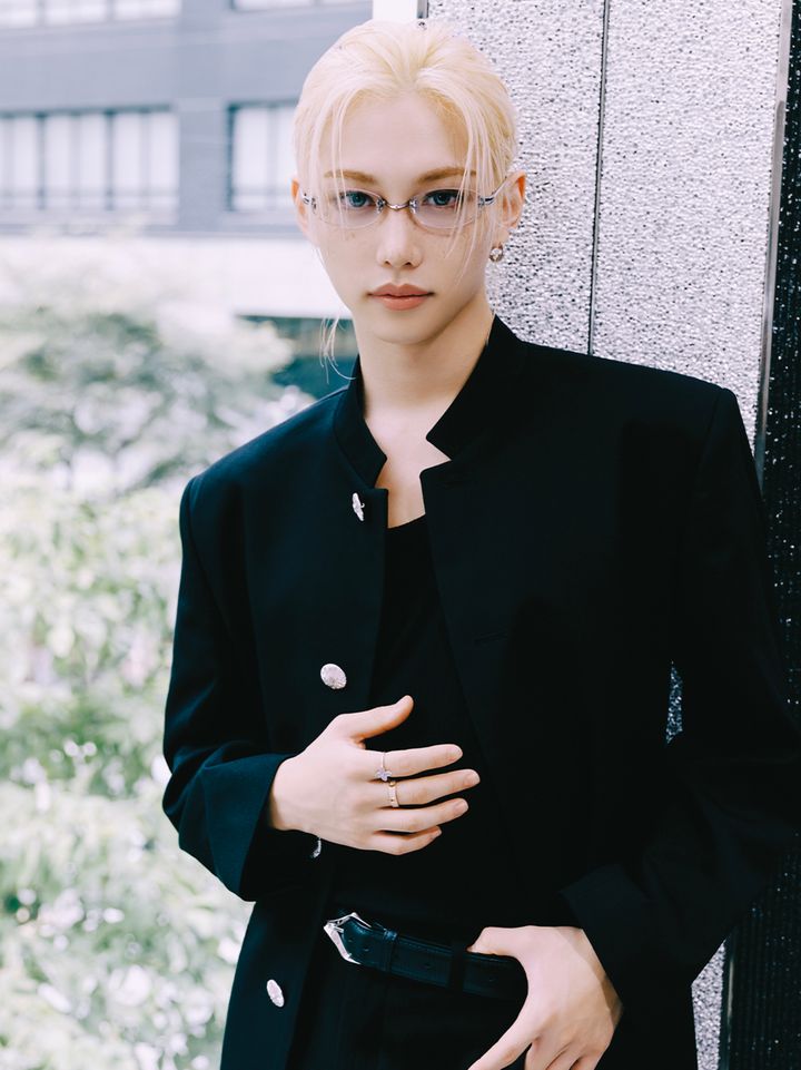 Stray Kidsフィリックス、メガネの奥の瞳に吸い込まれそう…GENTLE MONSTERのアイウェアをまとい銀座に登場