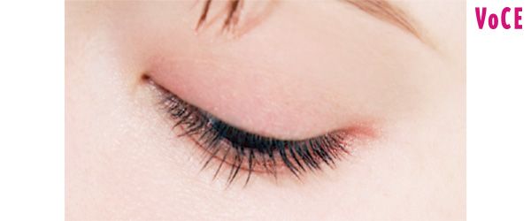 細く長く繊細だけど、ブラックで存在感