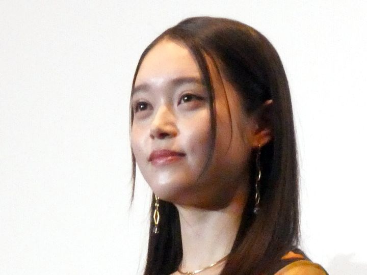 朝ドラ女優、4年前の“初主演”「ギャップ凄すぎ」アクションで魅せた