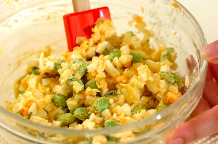 人気！枝豆の簡単卵サラダ by保田 美幸さんの作り方1