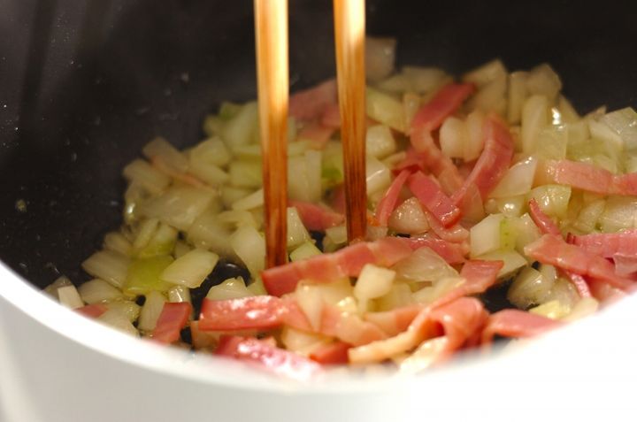 ブロッコリーとカブのスープの作り方1