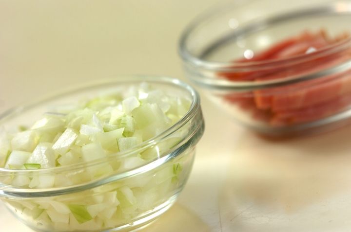 ブロッコリーとカブのスープの下準備2