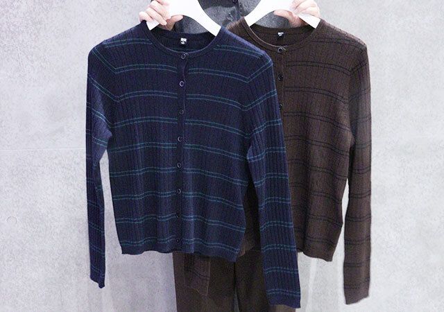 ユニクロのメリノリブクルーネックショートカーディガン1