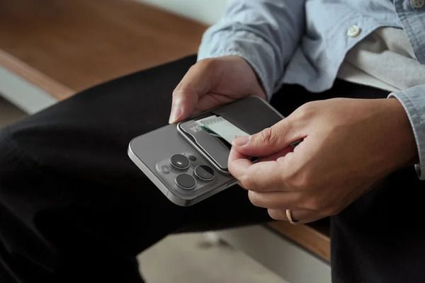 プレート着脱でカスタマイズできる次世代スマホウォレット「MagBase」が新登場！