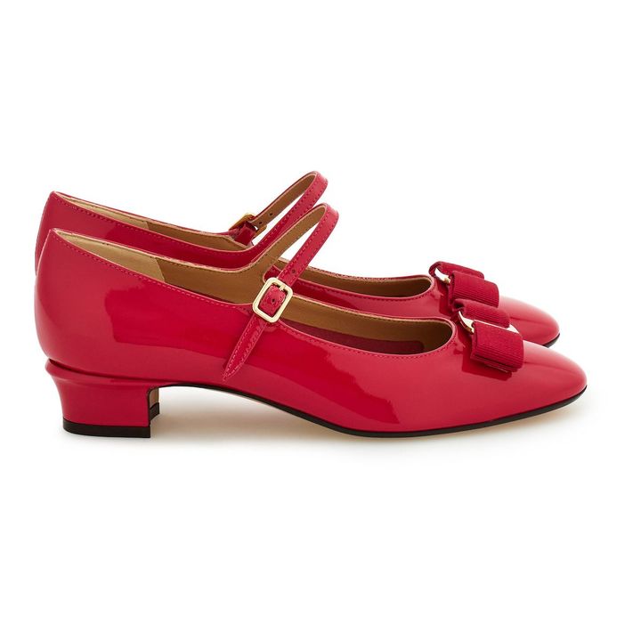 VARA（メリージェン、3cm ヒール） ￥121,000／Ferragamo (フェラガモ・ジャパン0120-202-170）