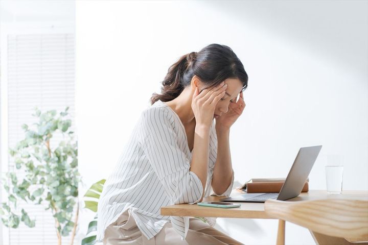 ストレスやめまい、息苦しさに効果的な「ツボ」とは…