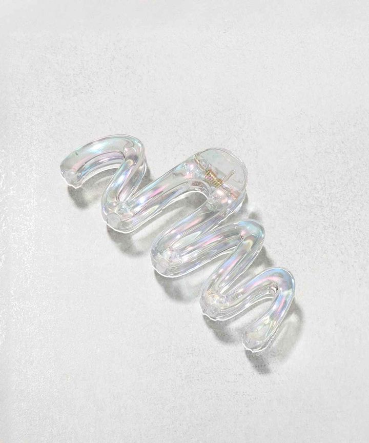 画像1: 出典：3COINS